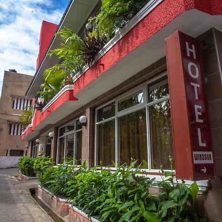 Hotel Windsor-モンバサ エクステリア 写真